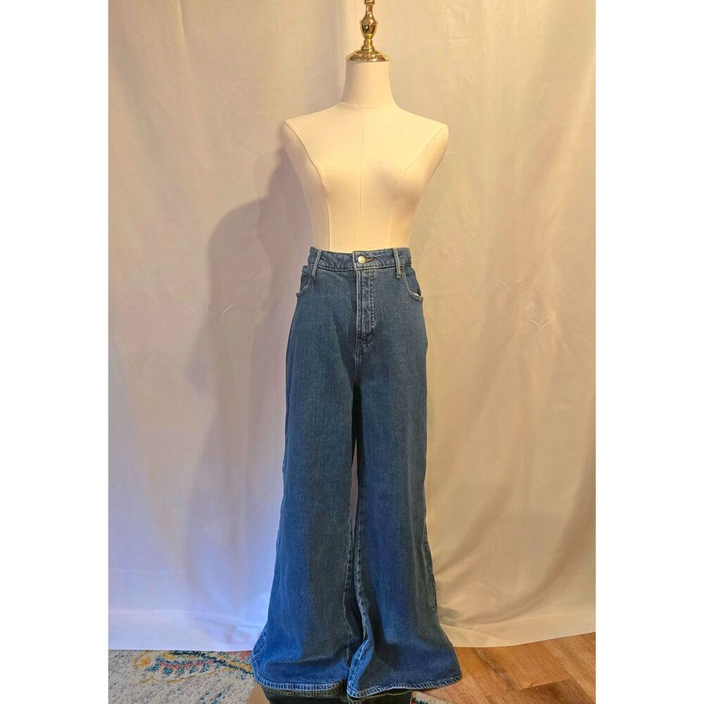 Wide Leg High Rise Jeans
